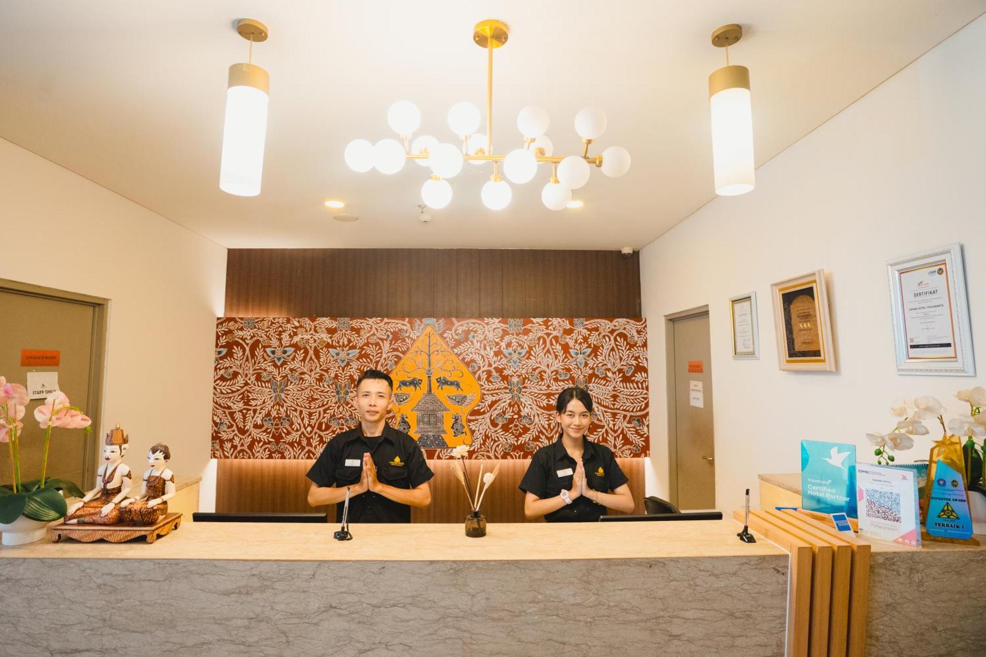 Carani Hotel Γιογκιακάρτα Εξωτερικό φωτογραφία